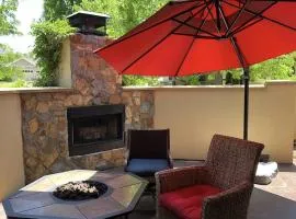 The Fireside Retreat - 6 BD, Sauna, Home Theater