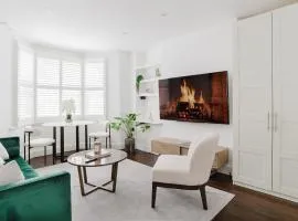 Specious Bright Flat with Garden in Central London