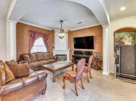 Upscale Triplex with Pool Access in Riverside!