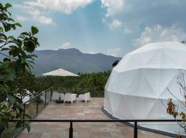 Breathe Resorts and Villas - Glamping，位于阿提贡迪的豪华帐篷