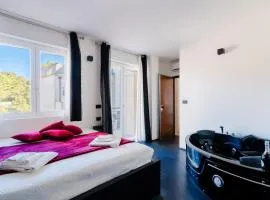 Suite Black and White