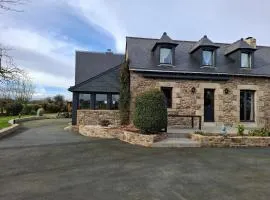 Chez Marie-Céline - Maison avec jacuzzi à 20 min du Val André