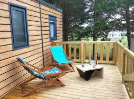 Chalet baie de Canche dans la pinède，位于埃塔普勒的酒店