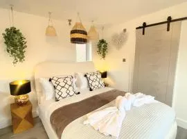 Kaoglen - Bali Pod - Hot Tub -Cairngorms - Pitlochry