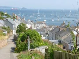 The Firlet, Cawsand