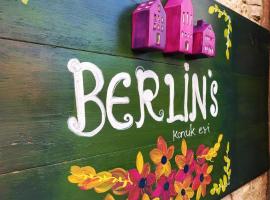 Berlin's Guest House，位于乌尔拉的酒店