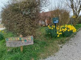 Au pied de la colline，位于Alembon的酒店