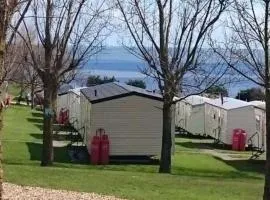 6 Guests - 3 Bedrooms - Entertainment - Near Beach