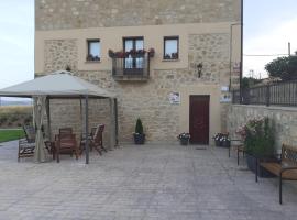 Casa Rural La Maestra，位于Bozoo的酒店