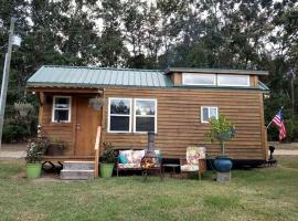 Gorgeous Georgia Tiny Home for a Couples Retreat