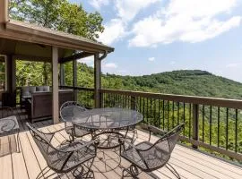 Southern Views - Big Canoe, GA - Take in Sweeping Mountain Views, Cool Off in the Big Canoe Community Pool, Rack Up a Game of Po
