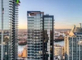 Sleeps 40 12 Condos in New Austin High Rise w Rooftop Pool Gym Yoga Studio