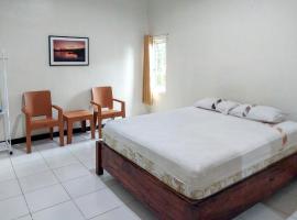 Pondok Guesthouse RedPartner，位于Adi Sutjipto的酒店