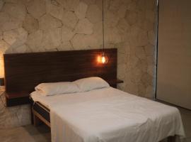 edificio K'OOPTEE，位于Balcheil的酒店