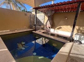 Casa con alberca y entrada independiente