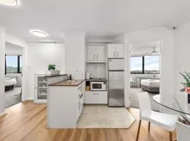 Good Value 2BR Near Stadium & River with WiFi