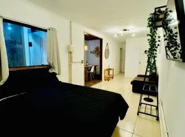 Quarto privativo no centro de Embu das Artes