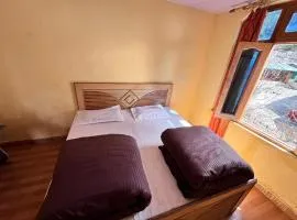Hotels in Gangotri