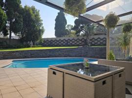 Fine Garden Suites，位于约翰内斯堡的酒店