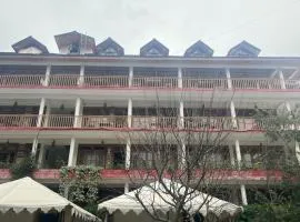 Hotel Parvati Inn By DTN Groups