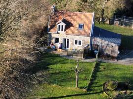 Ferme de Noyes Cottage，位于Sourdeval的酒店