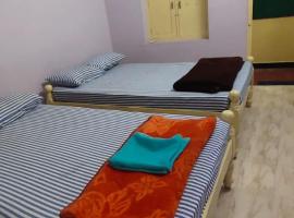 Shree chendur Residency AC ROOMS，位于蒂鲁瓦纳马莱的山林小屋
