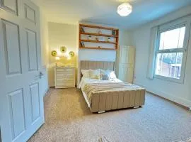 Double Bedroom in Birmingham Near City Center