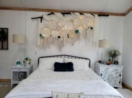 Luxury Converted Silo Glamping Site for Romantic Weekends Away in Danville, Georgia
