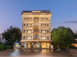 Aatithyam Residency-Golf Course Road Gurgaon，位于古尔冈的酒店
