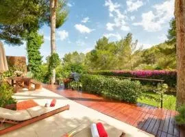 Villa Retreats