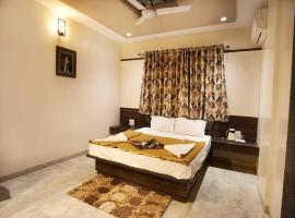Hotel Sai Suraj Park，位于舍地的酒店