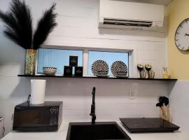 Cute Tiny House with Fire Pit in Danville, Georgia for Relaxing Glamping Escapes in Nature