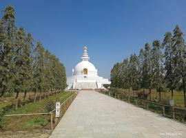 Golden Buddha Hotel，位于Lumbini的酒店