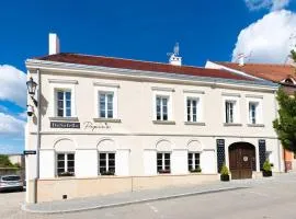Hotel Desatero