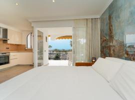 AquaMarina Luxury House by Canarias Prime Homes，位于莫甘的酒店