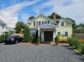 Come As You Are Inn LLC