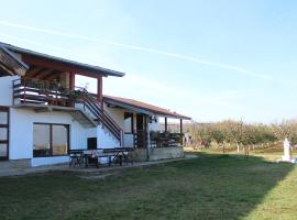 Salaš Belo Brdo，位于Čerević的酒店