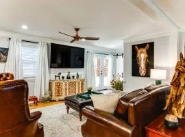 2 Mi to Historic Horse District Dog-Friendly Home