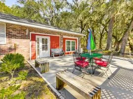3 Mi to Dtwn Beaufort Quiet Family Home with Yard