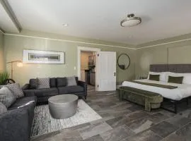 Hamilton Suite 1 - Ground Floor, Courtyard