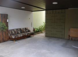 A casa do lago，位于阿拉卡茹的别墅