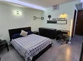 A12 EXECUTIVE SUITE at IZCALLI - TEPOTZOTLAN Families, Tourists & Travelers Choice Students Companies Executives WELCOME!!! 5min Izcalli-15min Esmeralda-20min Sátelite-25min AIFA