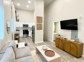 Central 2BR Near Yale WiFi with Washer and Dryer