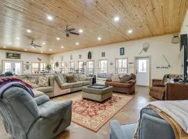 Boat Launch On-Site: Lakefront Toledo Bend Getaway