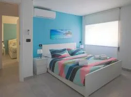 2 grandi camere in pieno centro sul mare con posto auto a febbraio