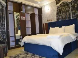 Plot400luxury apartments hotel