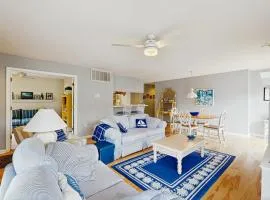Sea Colony - 55054 Pine Lake Dr
