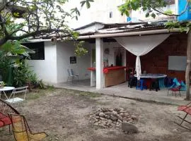 Casaecologica en pleno centro con jardin y arbolesfrutales