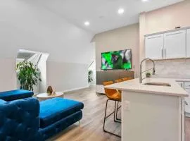 Stylish Comfort Wooster Square Yale Wi-Fi