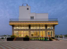 Click Collection Shikrapur, Ranjangaon，位于浦那的酒店